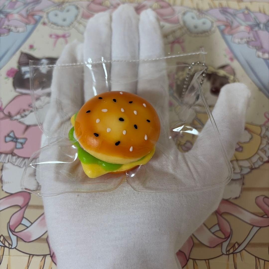 値下げ中！ハンバーガー スクイーズ Sサイズ — image 2