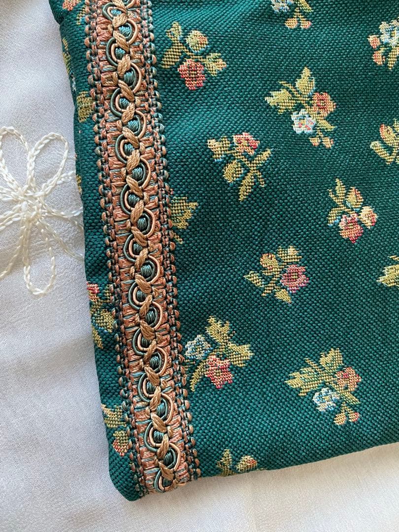 vintageレトロヴィンテージ刺繍バッグ — image 4