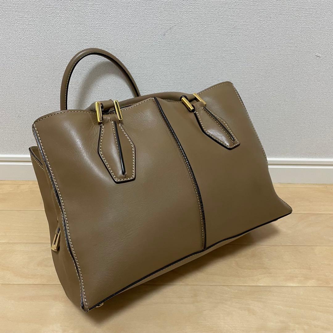 ■ TOD'S（トッズ） 美品 / レザー/ハンドバッグ/ ブラウン — image 2