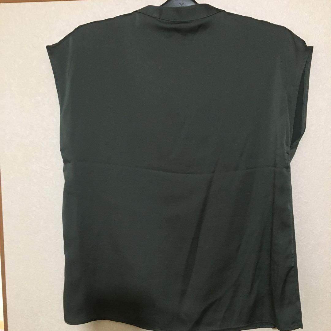 H&M ノースリーブ ブラウス カーキ Sサイズ　タグ付き — image 3