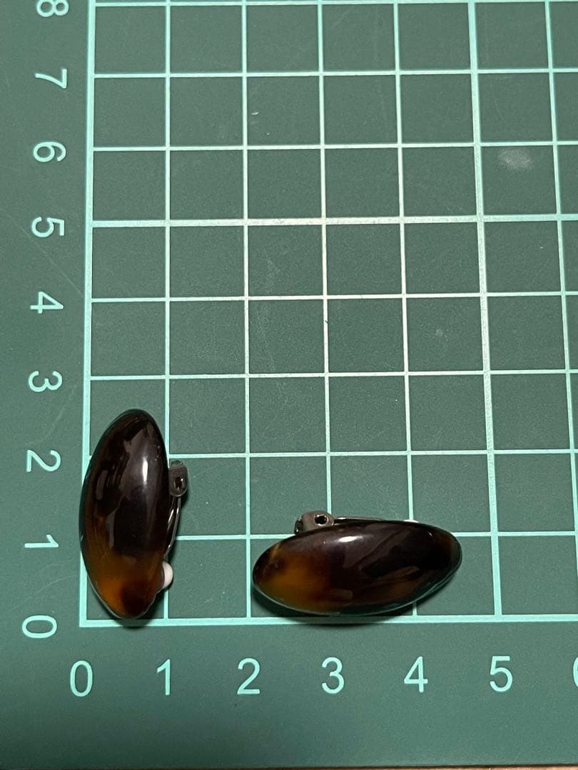 本鼈甲 イヤリング — image 3