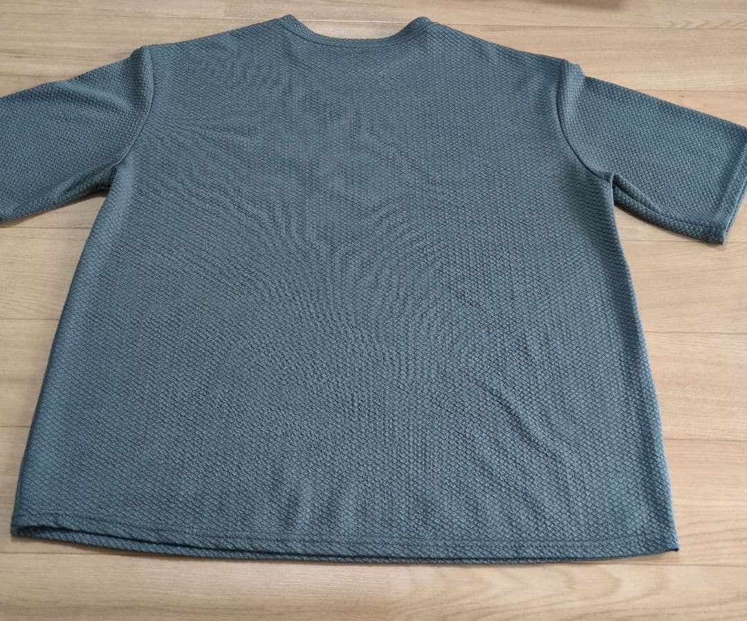 オーバーサイズ　エンボスTシャツ グレー Lサイズ — image 4