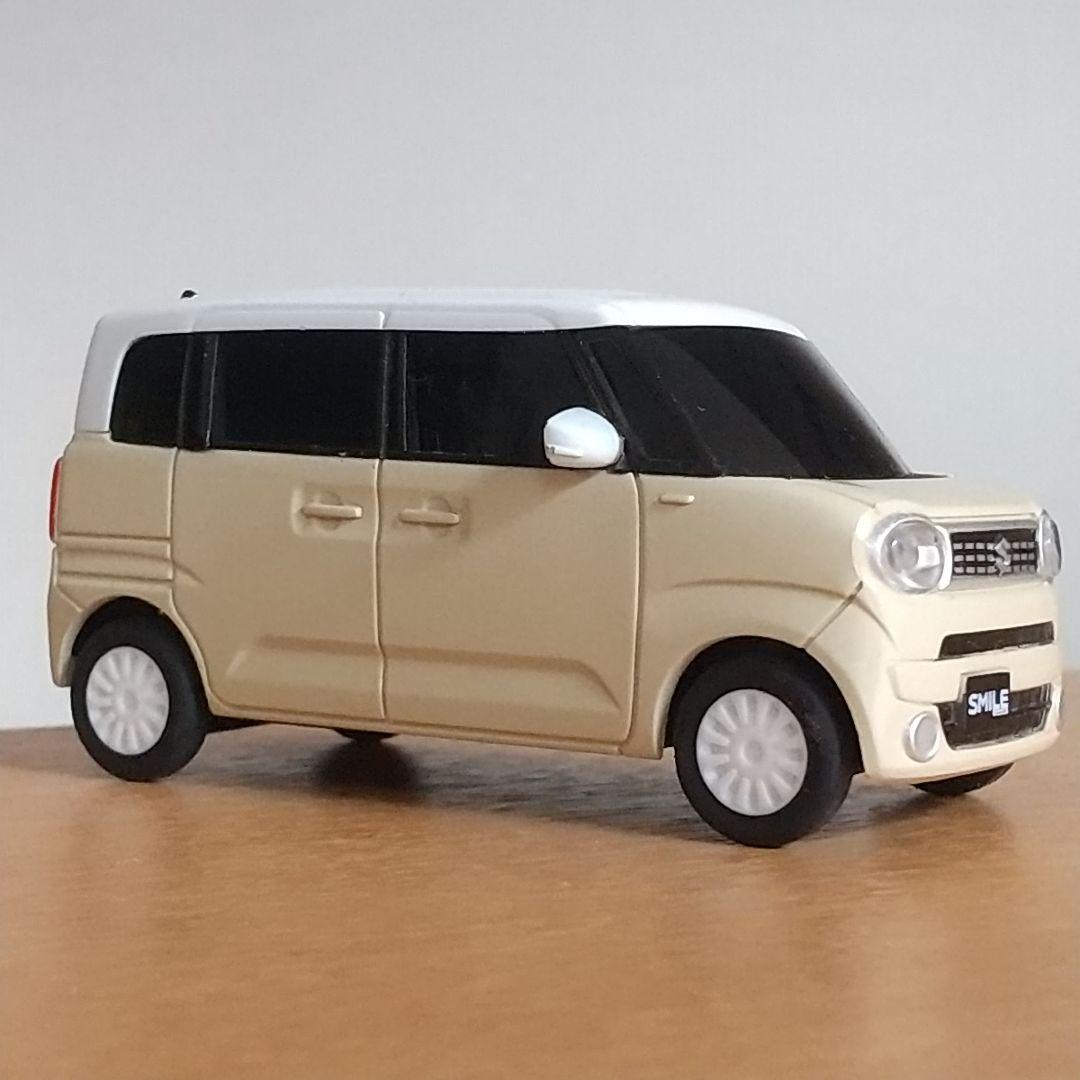 【ディーラー非売品】スズキ ワゴンRスマイル ベージュ×ホワイト ミニカー — image 2