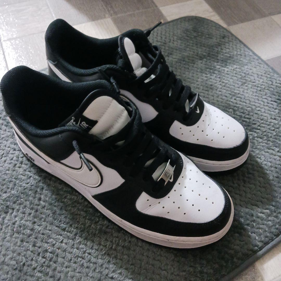 NIKE Air Force 1 Black White — image 2