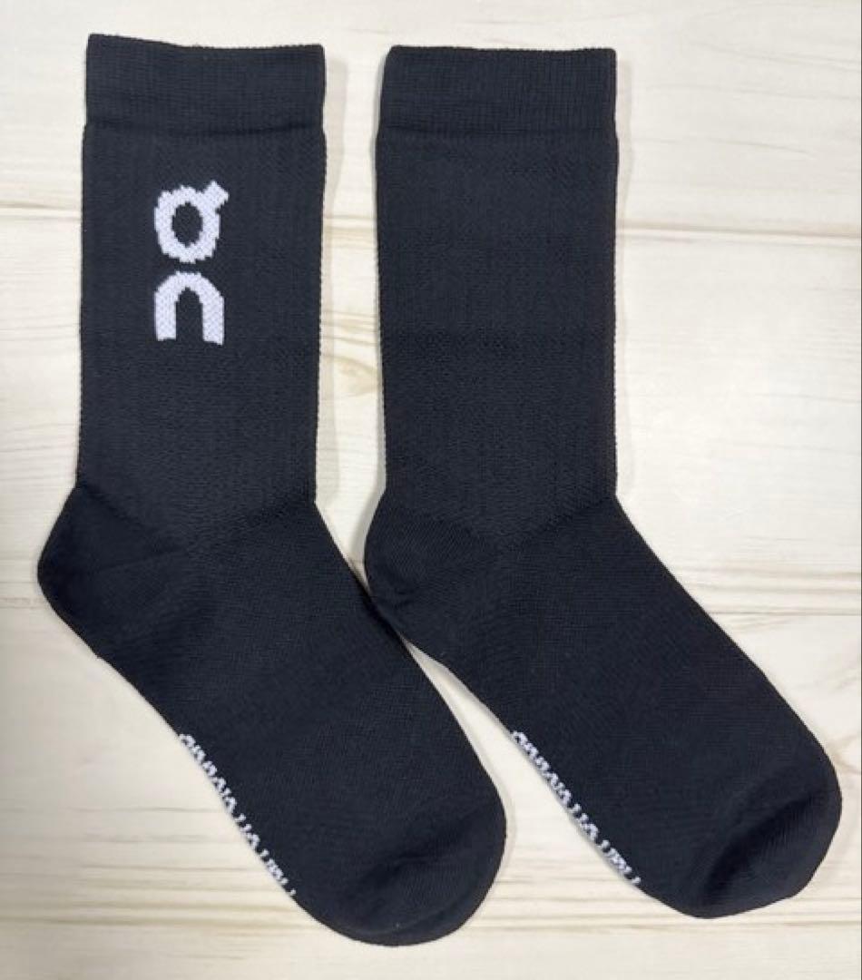 ON オン ランニング ソックス 靴下 黒 ブラック — image 2