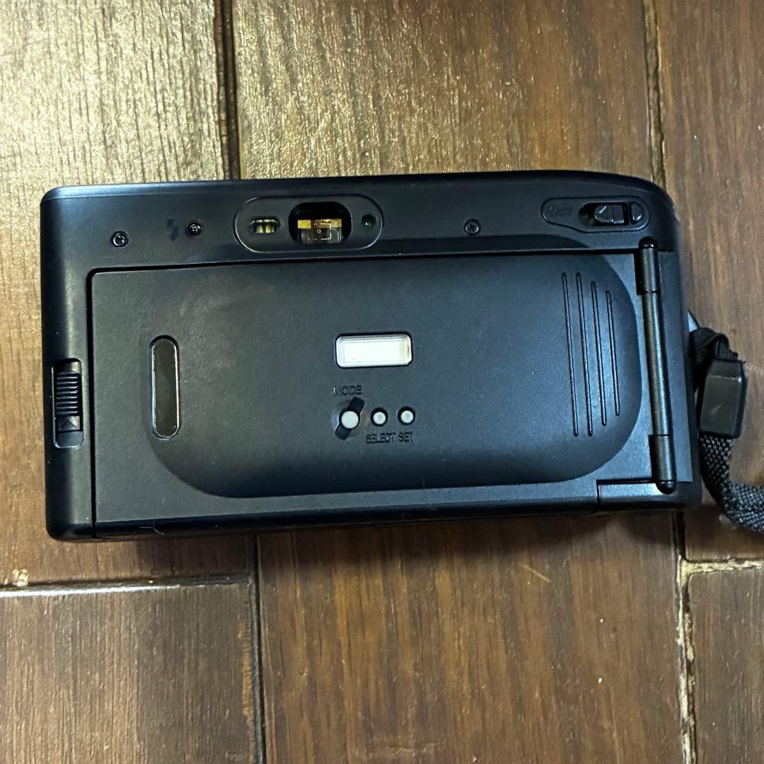FUJI DL-80N DATE コンパクトフィルムカメラ 本体 — image 4