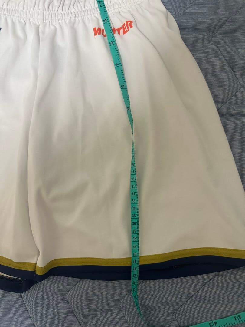 アースフレンズ　￼ホワイト バスケットボールパンツ — image 3