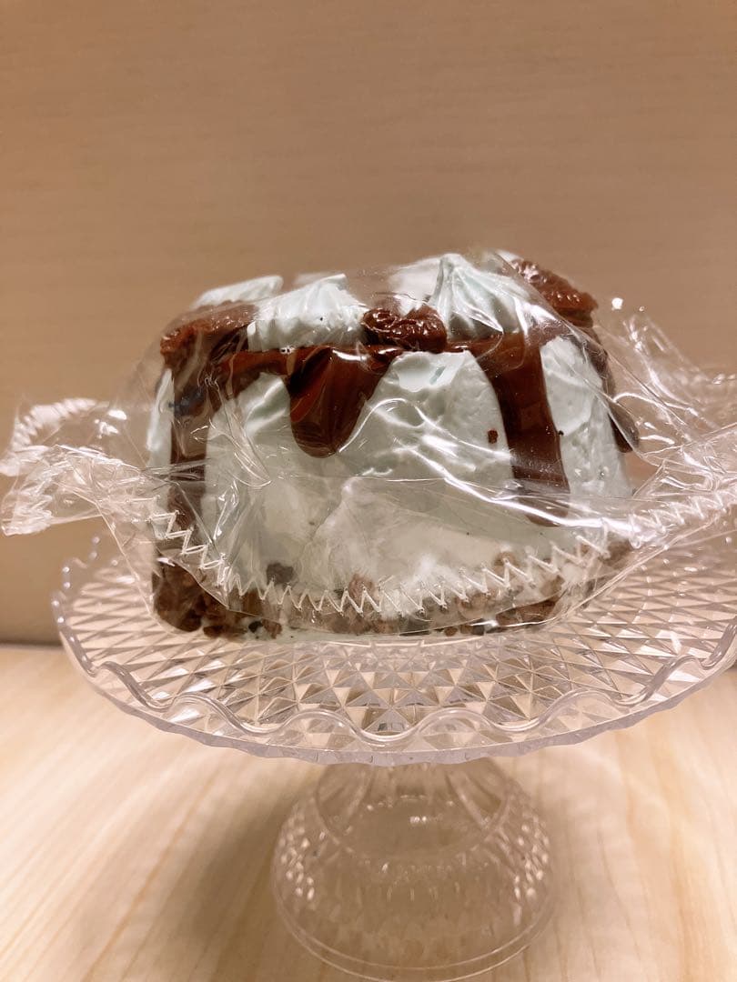 最終価格★kikisquishy チョコミントホールケーキ スクイーズ — image 2