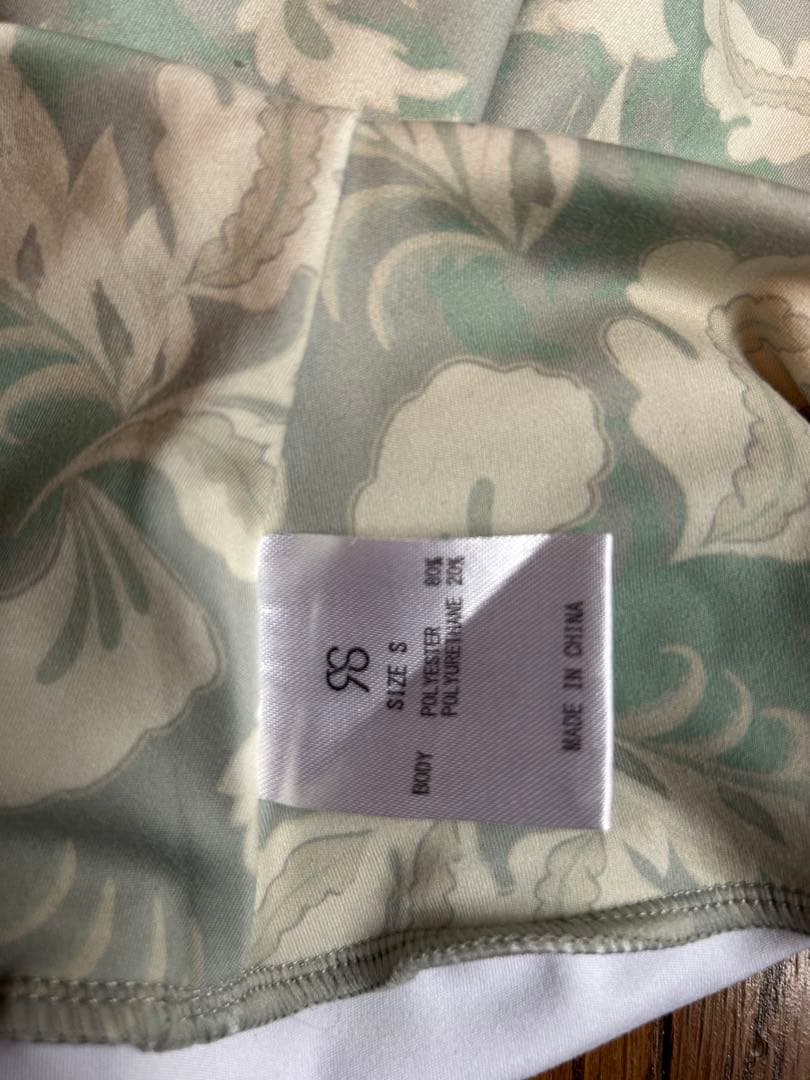 Real stone ヨガパンツ ボタニカル柄サイズS — image 4