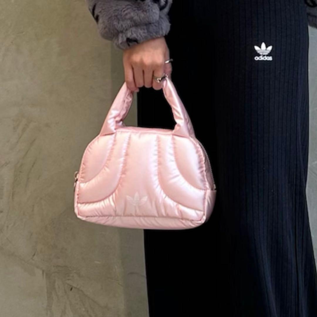 国内完売　 かわいい✨adidas 　ミニ ボーリングバッグ メタリックピンク — image 3