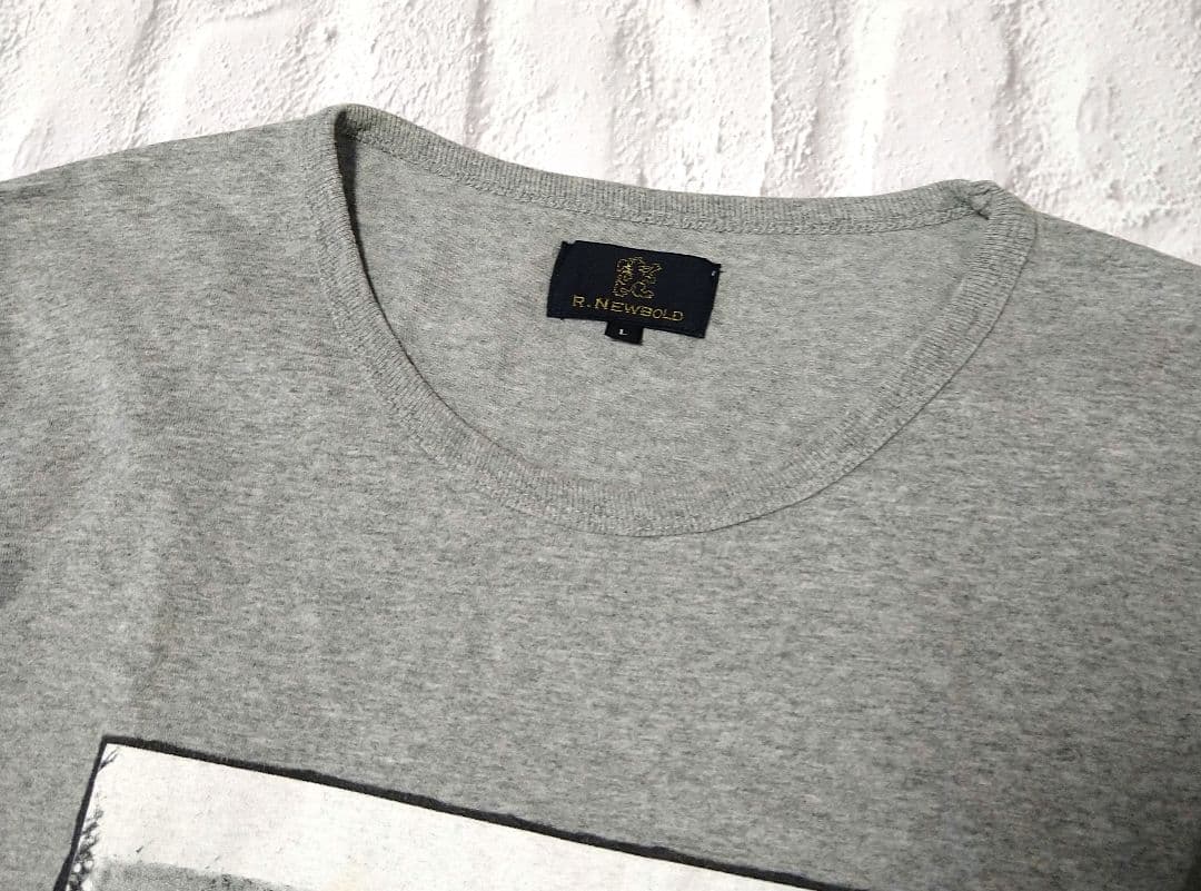 R.NEWBOLD フォトプリント Tシャツ グレー L — image 5