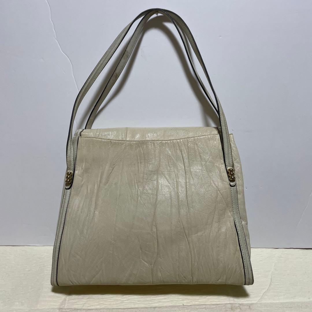 白ハンドバッグ　絞り革　中古品 — image 2