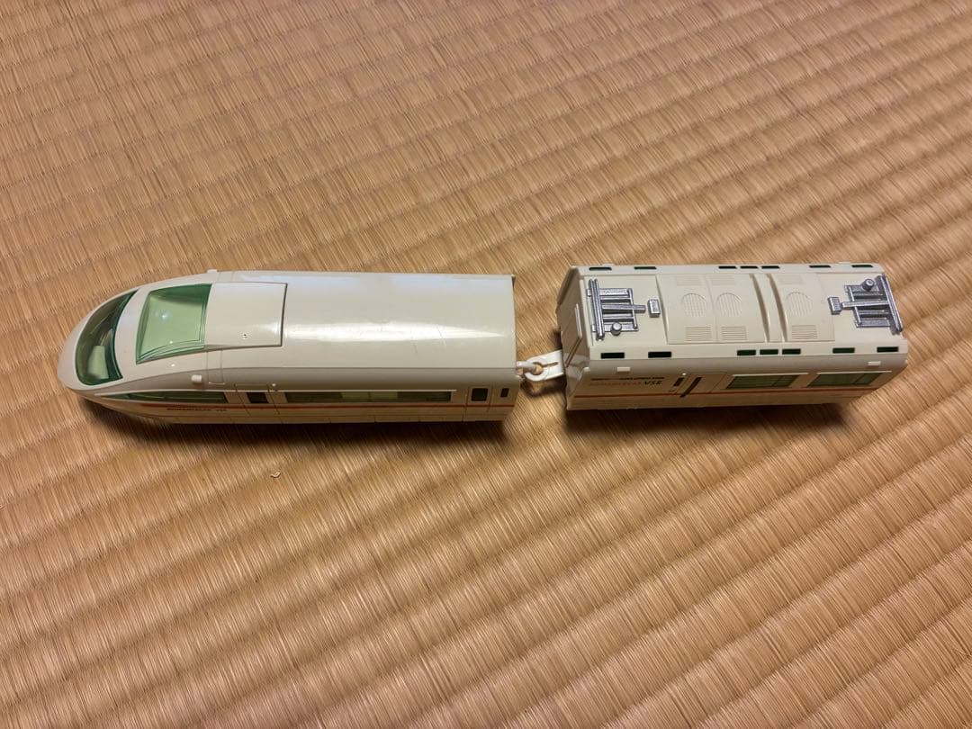 小田急ロマンスカー VSE 【プラレール 本体中間車両&後部車両】 — image 3