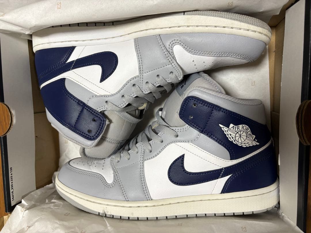 NIKE Air Jordan 1 MID 28.5cm — image 4