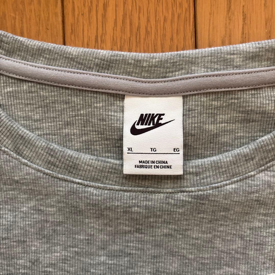【人気⭐︎美品】NIKE 長袖 アップル刺繍 グレー XL — image 4