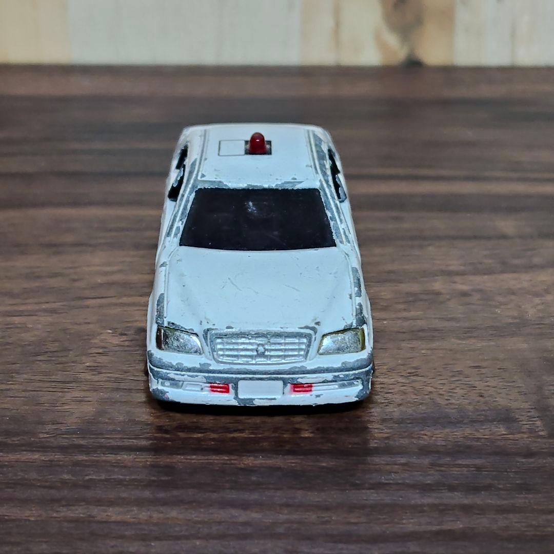 トミカ トヨタ クラウン 覆面パトロールカー — image 4
