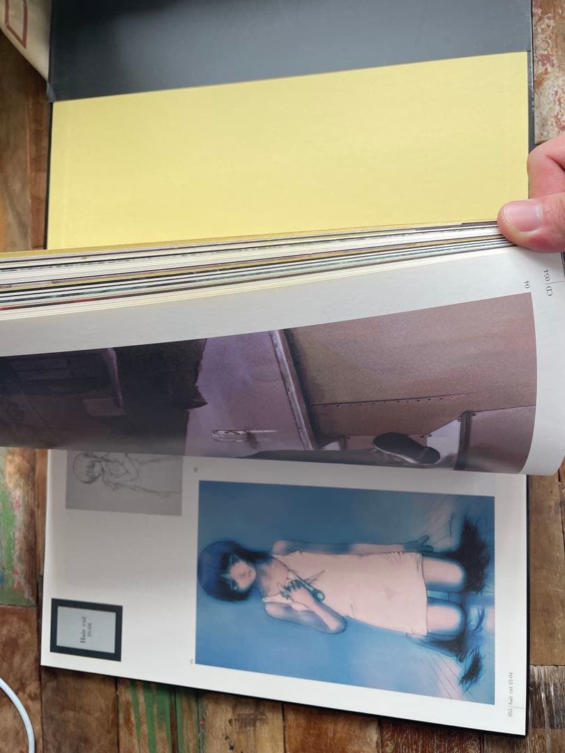 an omnipresence in wired『lain』安倍吉俊画集 — image 2