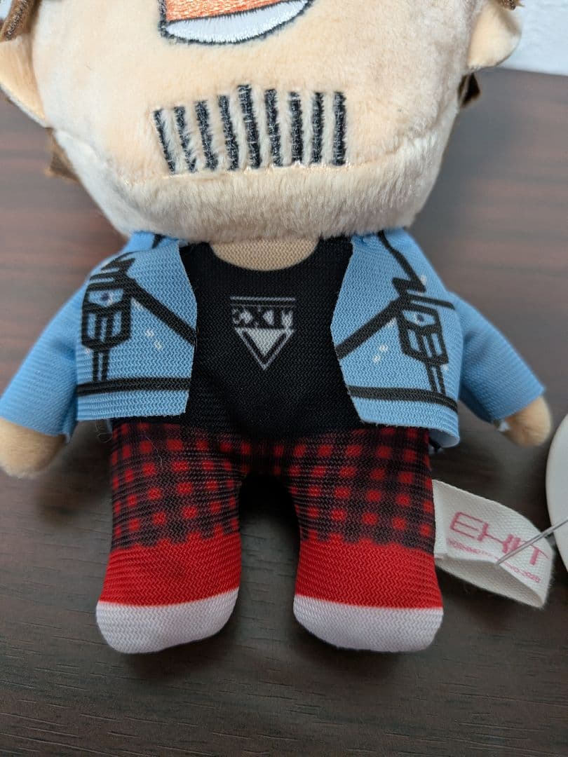【美品】お笑いコンビEXITのりんたろー ぬいぐるみ マスコット　タグ付 — image 4