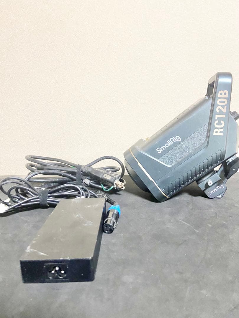 【ジャンク品】SmallRig LEDライト｜通電不可・修理/部品取り用 — image 2