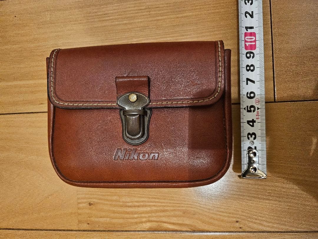 Nikon　小物　本革　アンティーク経年劣化 — image 3