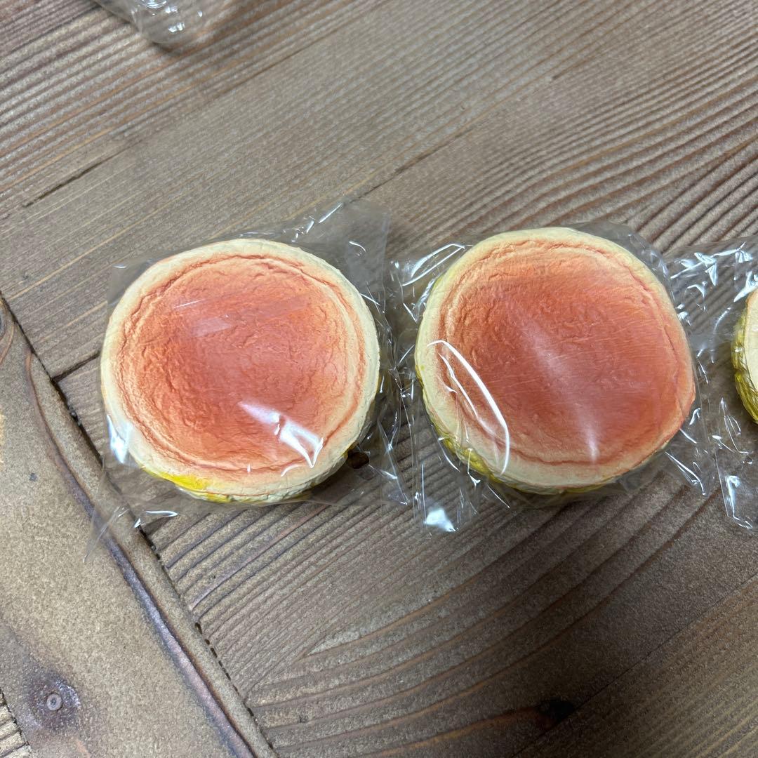 スクイーズ メロンパン 超柔メロンパン 原宿ピクニック 虎屋 — image 5