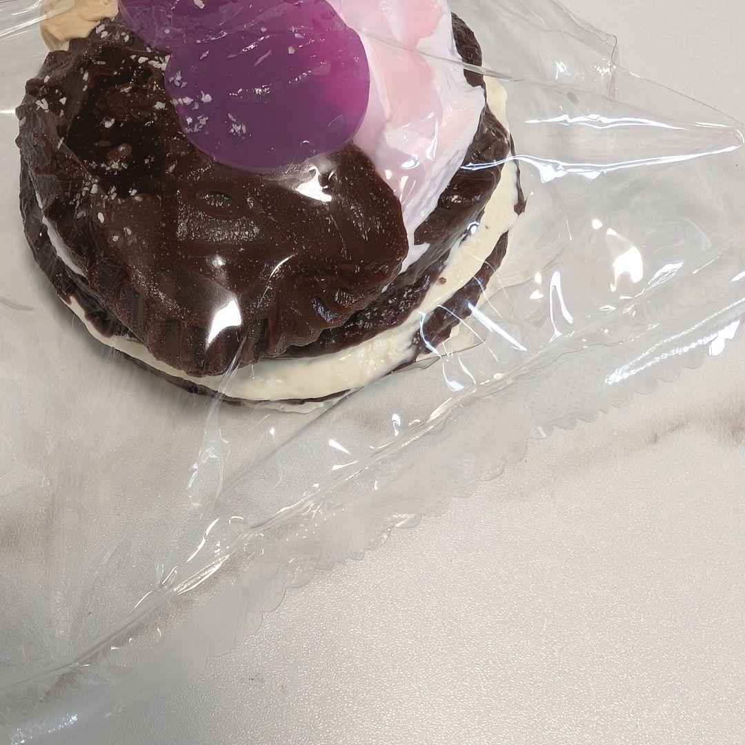 【訳あり】SISIBEBE ぶどうチョコクリームサンド 泥感 スクイーズ — image 3