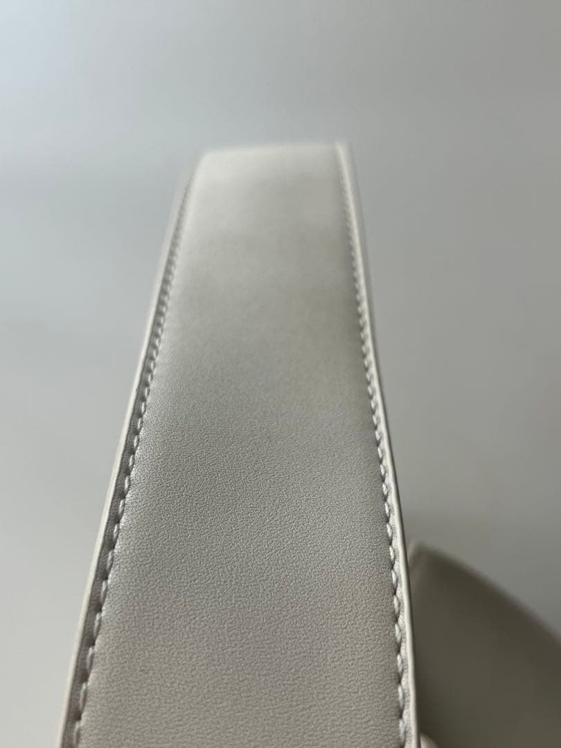 ホワイト ハンドバッグ ワンショルダー — image 4