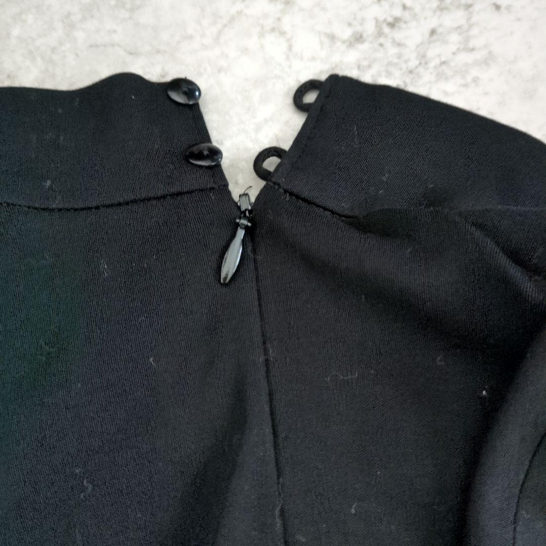 VICEVERSE 黒のストーン装飾半袖トップス — image 3