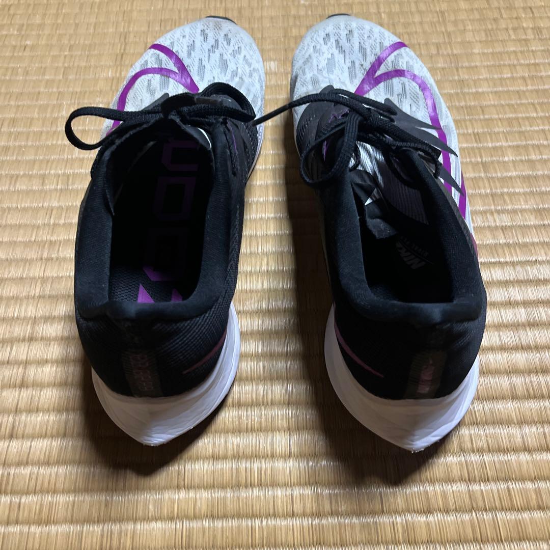Nike RIVAL FLYランニングシューズ ホワイト/ブラック/パープル — image 2