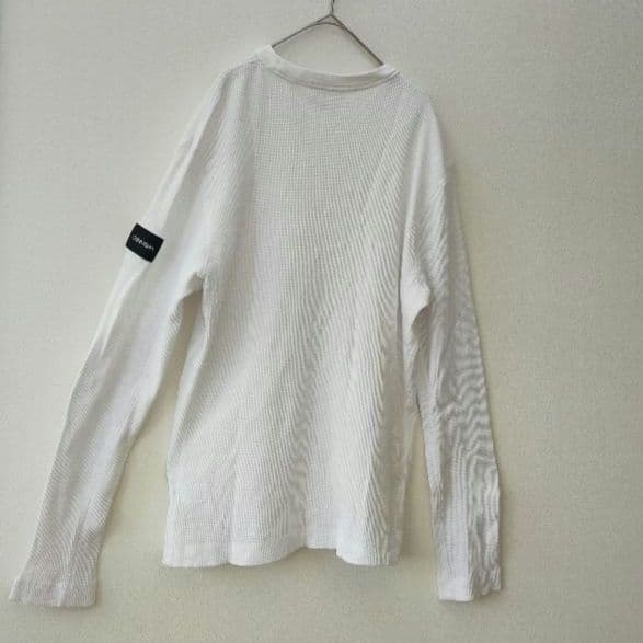 【美品】カルバンクライン ワッフル 長袖Tシャツ 白 L ロゴパッチ ロンT — image 2