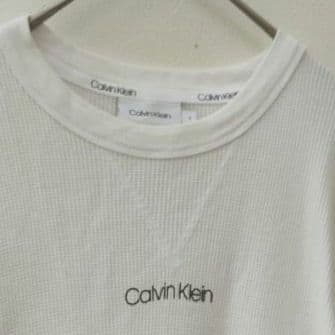 【美品】カルバンクライン ワッフル 長袖Tシャツ 白 L ロゴパッチ ロンT — image 3