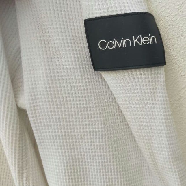 【美品】カルバンクライン ワッフル 長袖Tシャツ 白 L ロゴパッチ ロンT — image 4