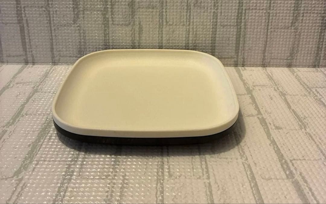 タッパーウェアクローバーセット（大2枚） — image 5