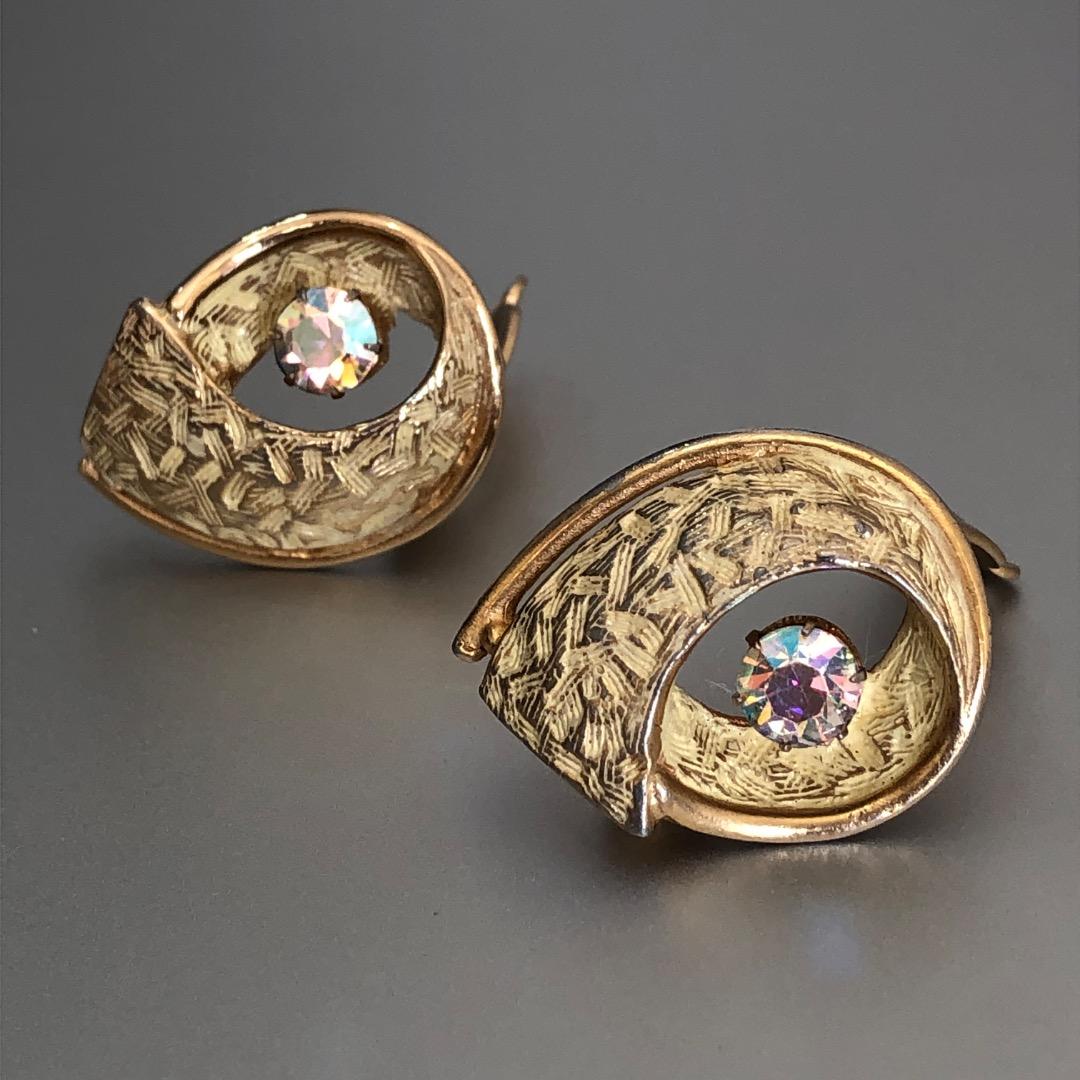 k010 Kramer クレイマー　ヴィンテージ イヤリング — image 2