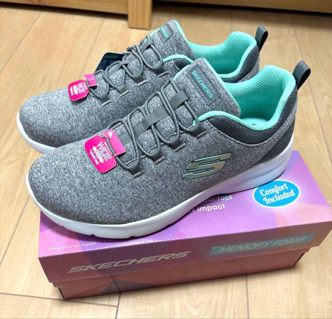 きょん様 専用【新品】SKECHERS WIDE FIT MEMORY FOAM — image 2