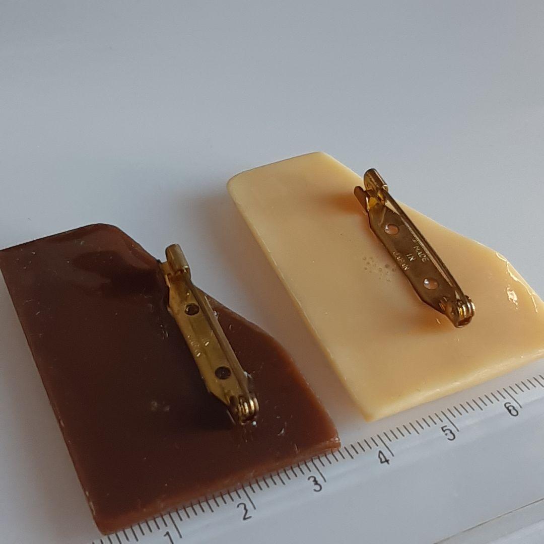 ブローチ　二個セット　チョコレート　板チョコ　お菓子　スイーツ　ホワイト — image 5