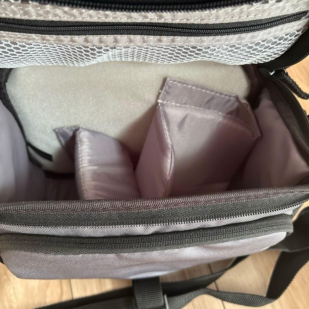 【美品】Vanguardカメラバッグ　青とグレー　仕切り付き — image 4