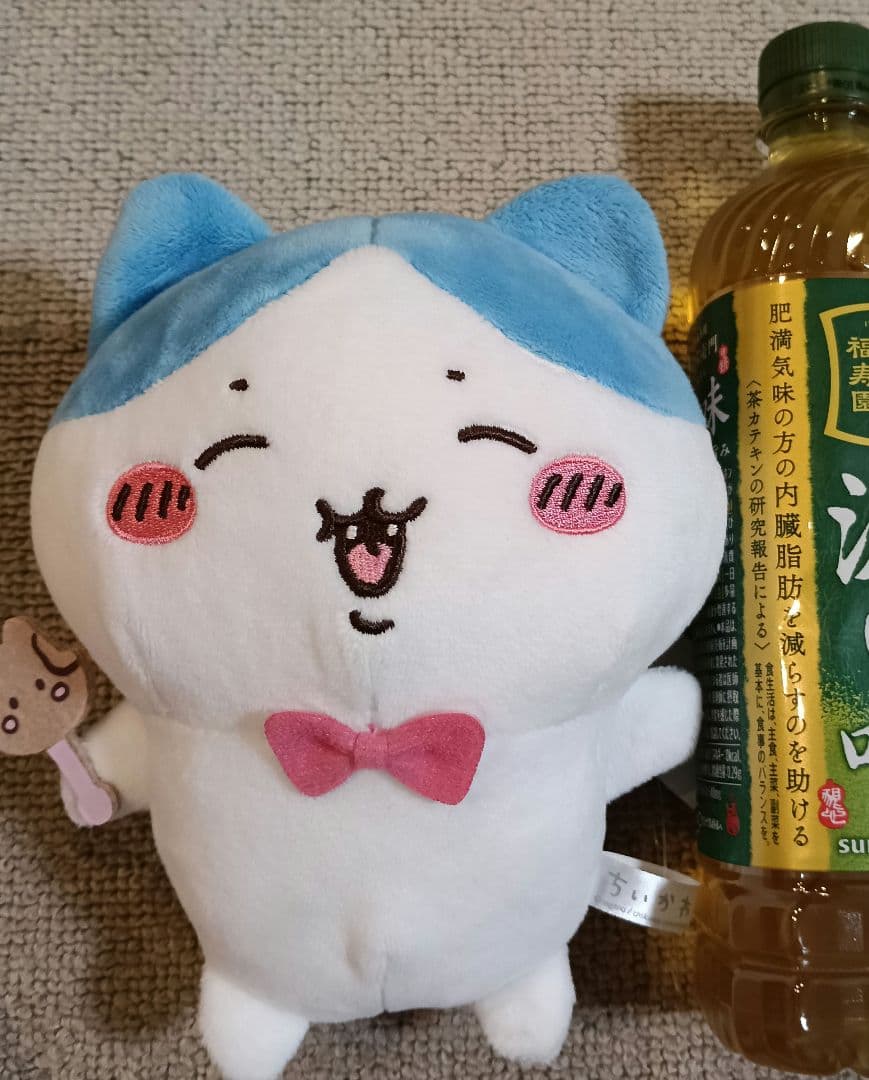 ちいかわ ハチワレ ぬいぐるみ 蝶ネクタイ　チョコ　新品　タグ無し　プライズ — image 3