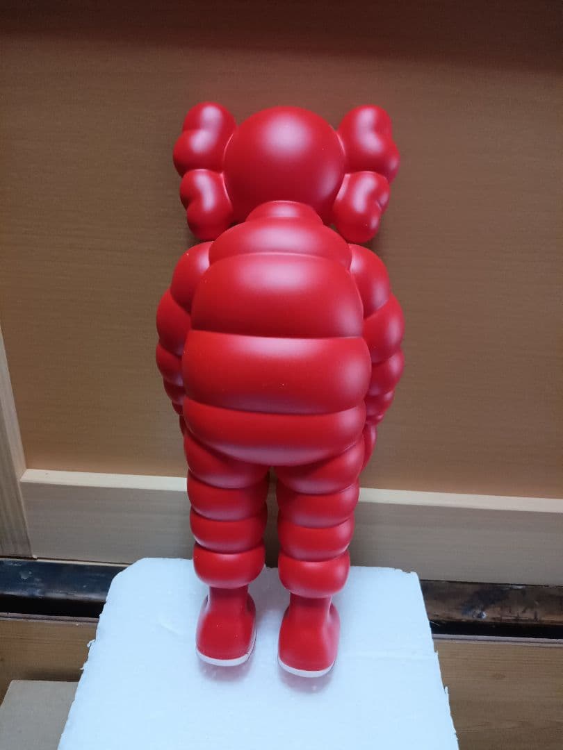 KAWS CHUM フィギュア レッド 高さ20センチ — image 2