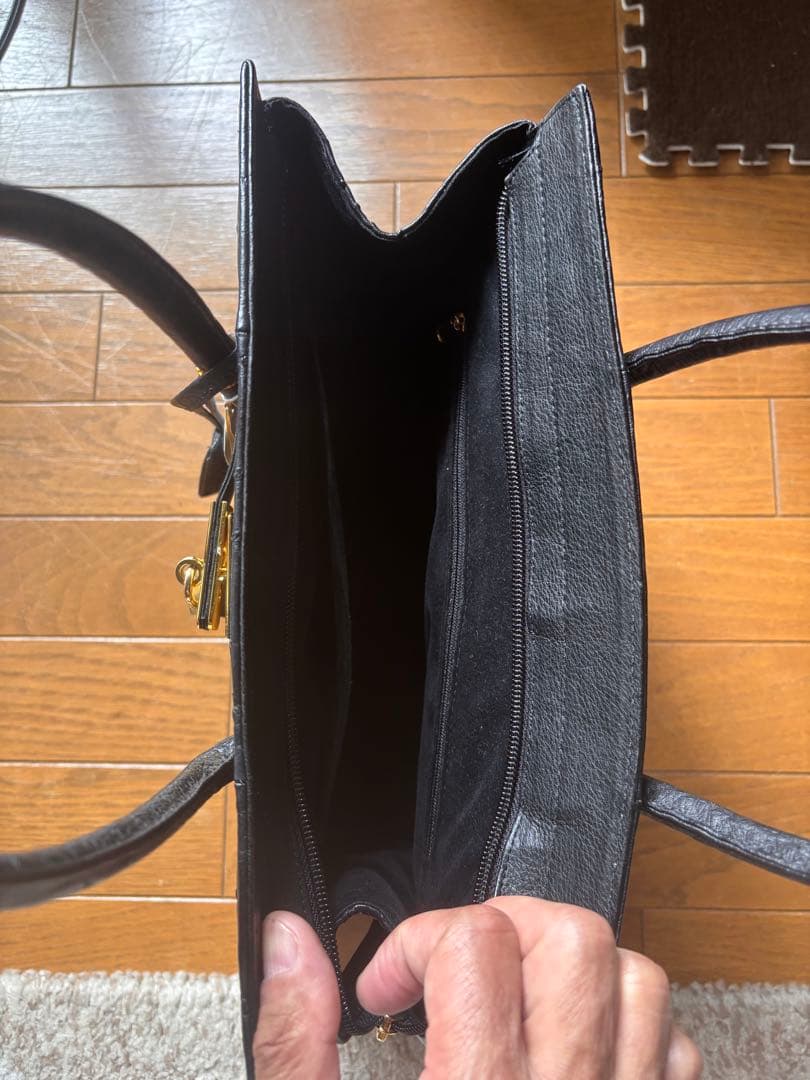 Genuine Ostrich Leather ハンドバッグ ブラック — image 4