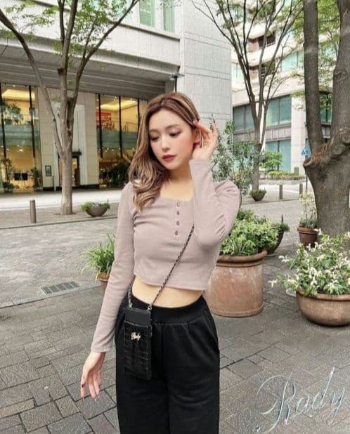 Rady♡ヘンリーネック♡トップス♡ベージュ♡Sサイズ♡新品未使用 — image 5