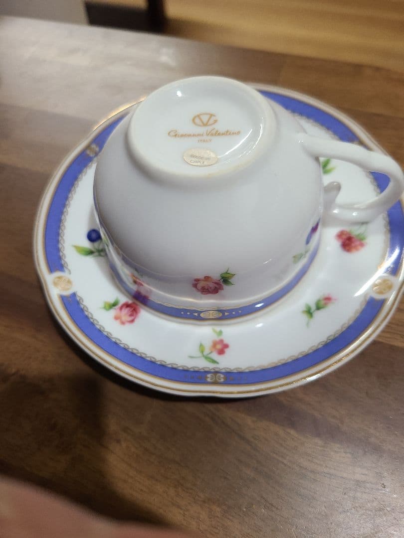 イタリア　バレンチノ　コーヒーカップ&ソーサ — image 4