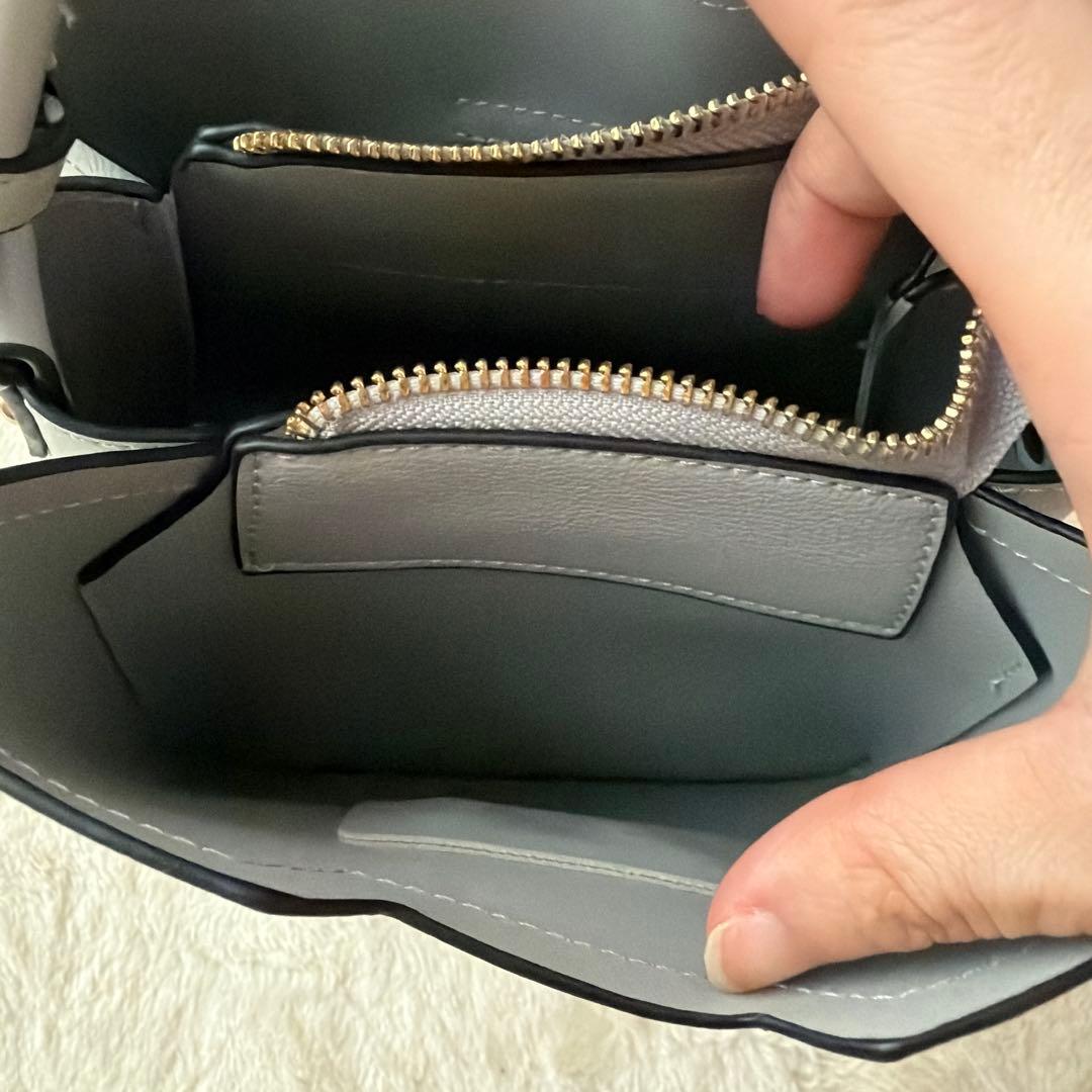 ライトグレー ハンドバッグ ミニバッグ — image 5