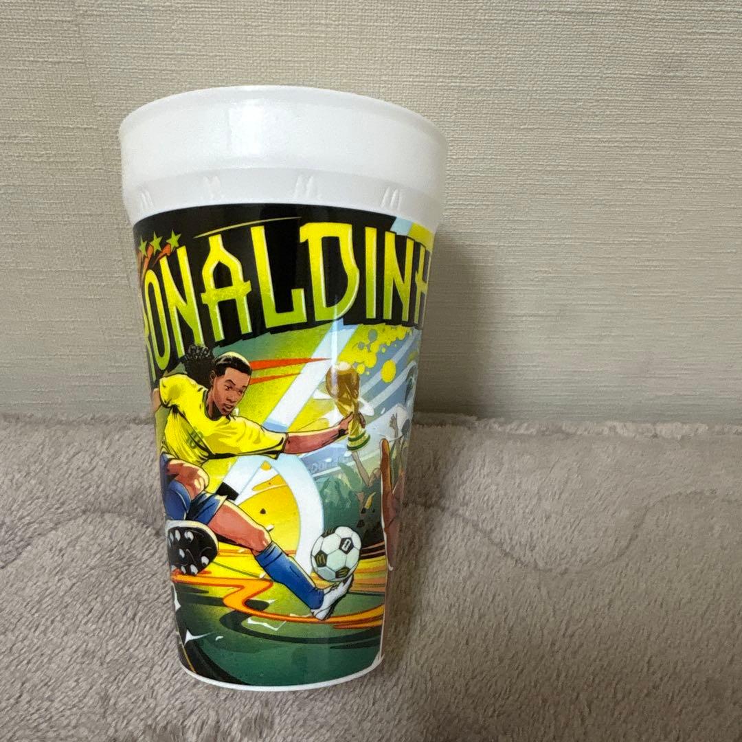 McDonalds Ronaldinho カップ 記念グッズ — image 2