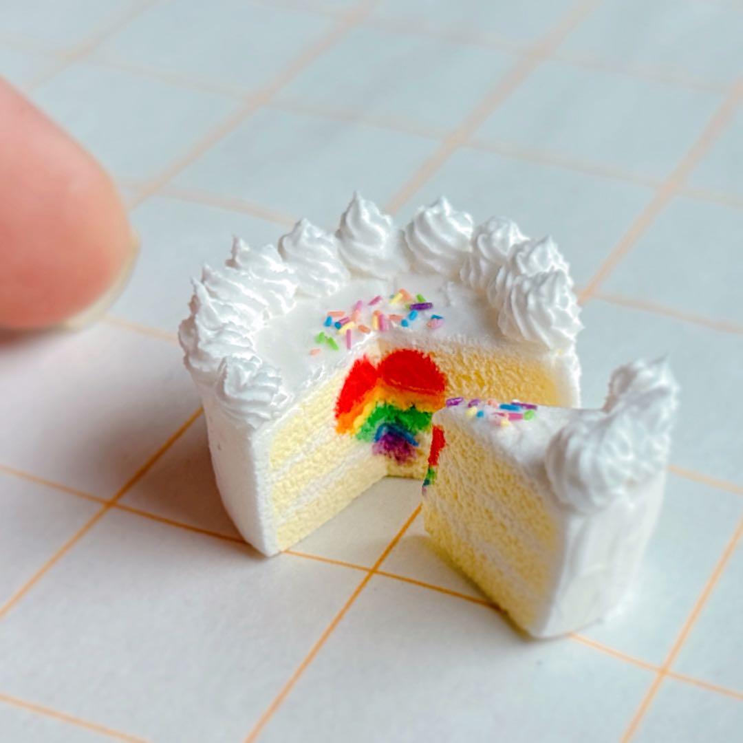 ミニチュアスイーツ　レインボーハートケーキ　ミニチュアフード　ハンドメイド — image 2