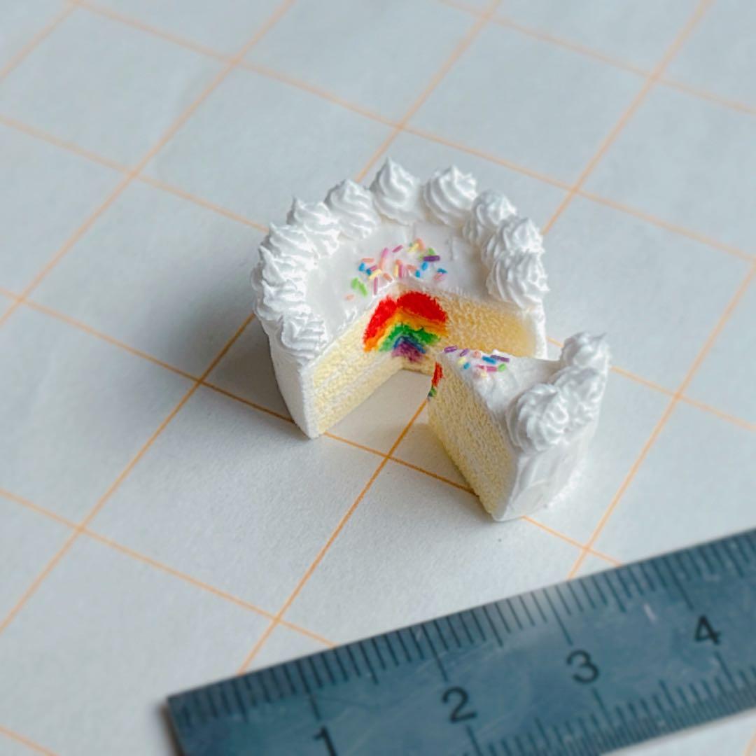 ミニチュアスイーツ　レインボーハートケーキ　ミニチュアフード　ハンドメイド — image 3