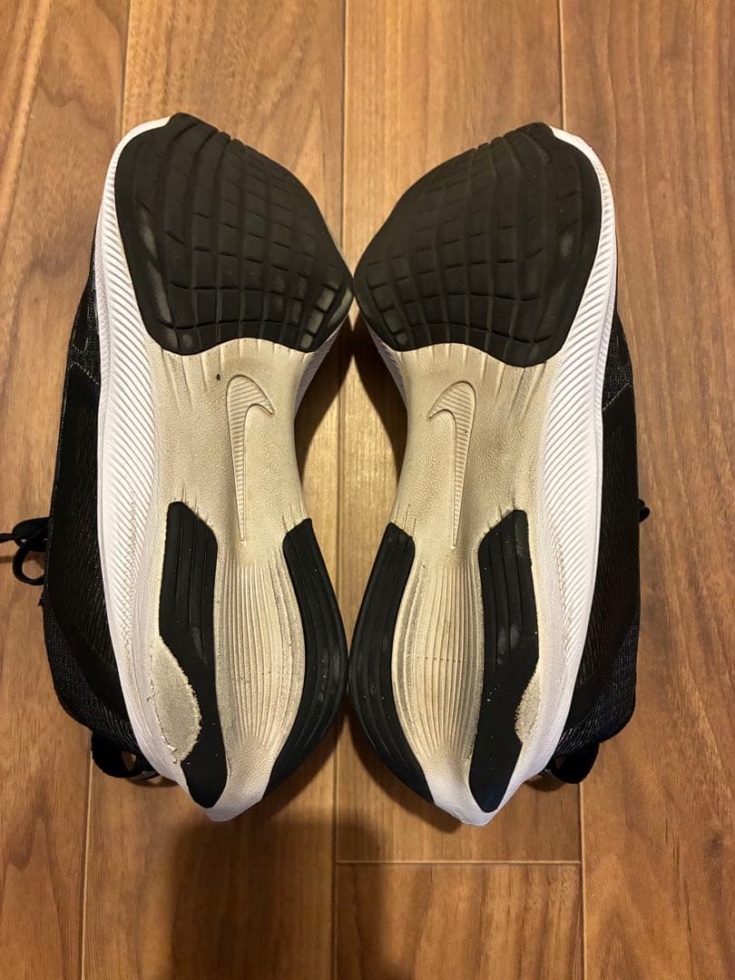 NIKE ZOOM FLY4 ブラック — image 5