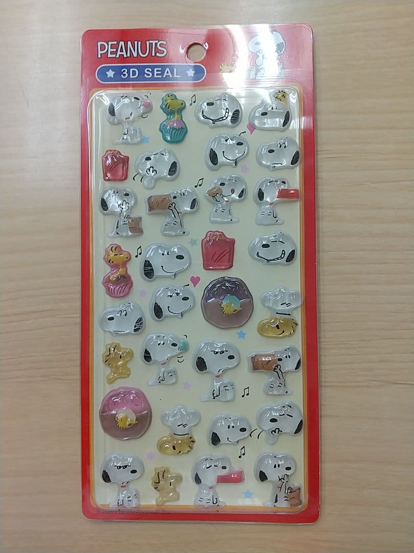 PEANUTS 3Dシール 4枚セット スヌーピー — image 3