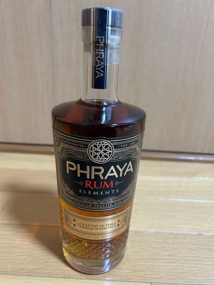 PHRAYA RUM ELEMENTS 専用箱入り — image 3