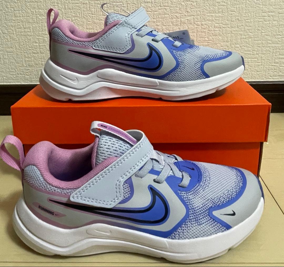 新品ナイキNIKE☆コズミックランナー19㎝ゴースト/ミッドナイトネイビー011 — image 2